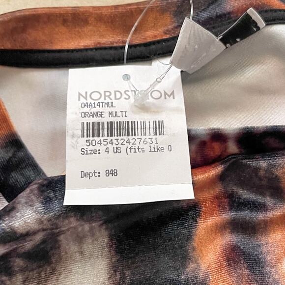 NEW with tags, Topshop Cropped Velour Sweatshirt Top, NWT, Size 4, MSRP $68 - Picture 10 of 10